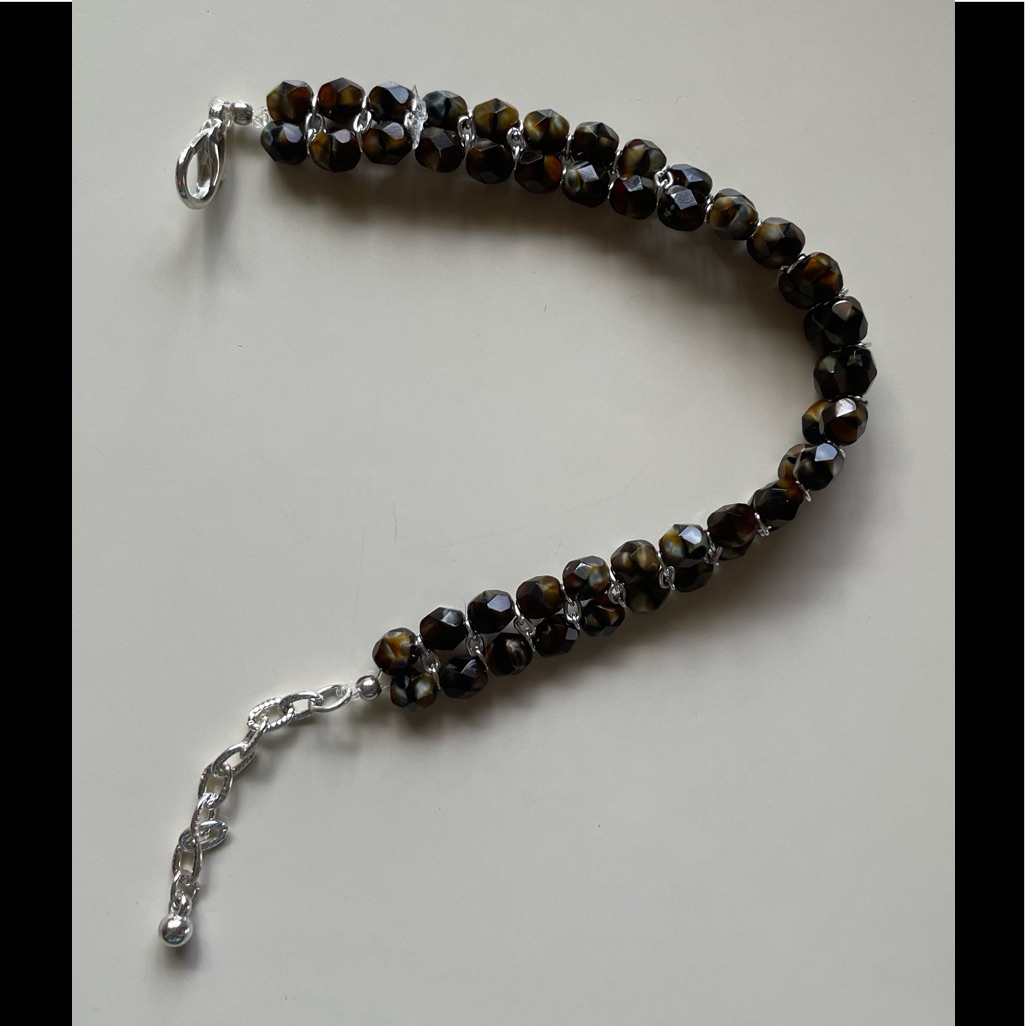 New Wire Beaded Bracelet 20$